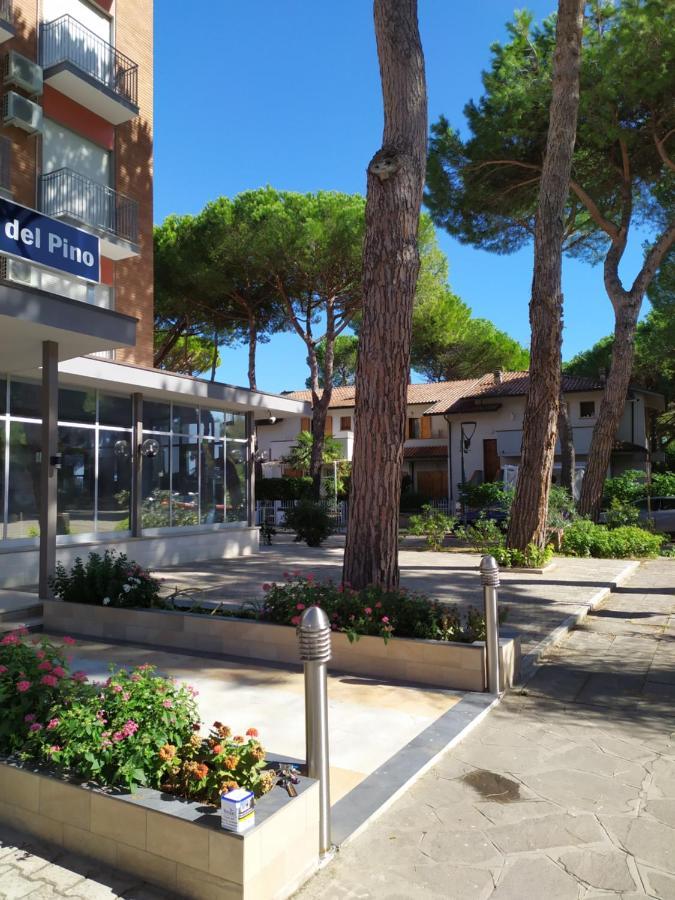 Hotel Madonna Del Pino Cervia Exterior foto