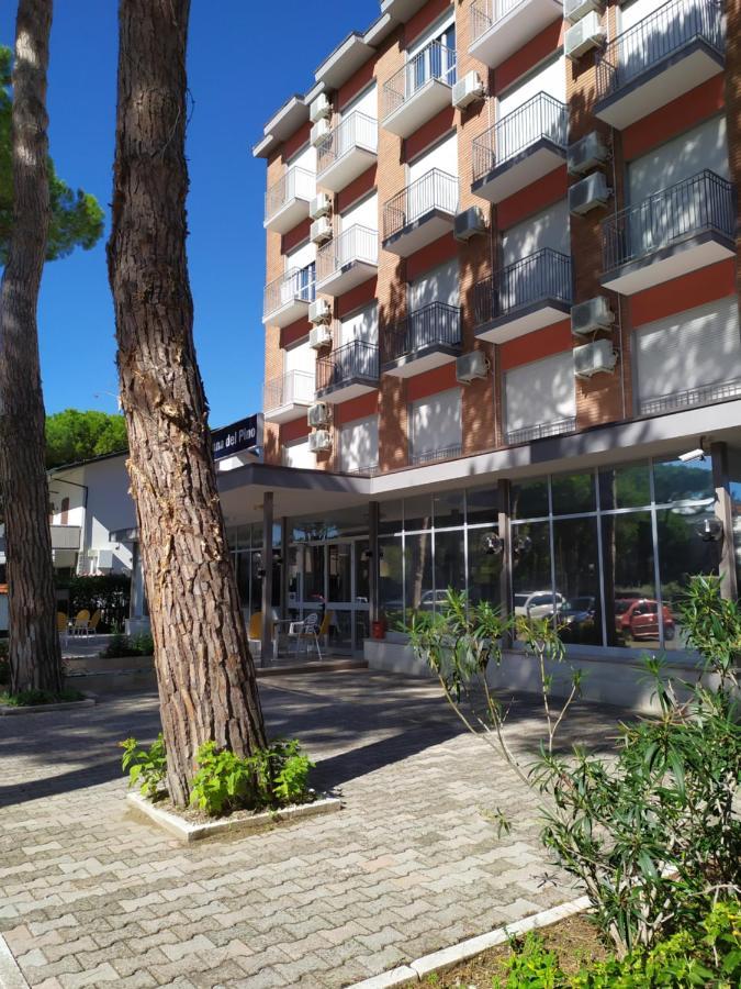 Hotel Madonna Del Pino Cervia Exterior foto